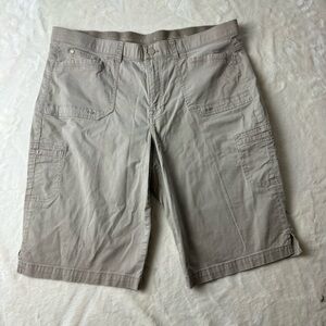 Gloria Vanderbilt Shorts Long 16 walking khaki adventure outdoor summer